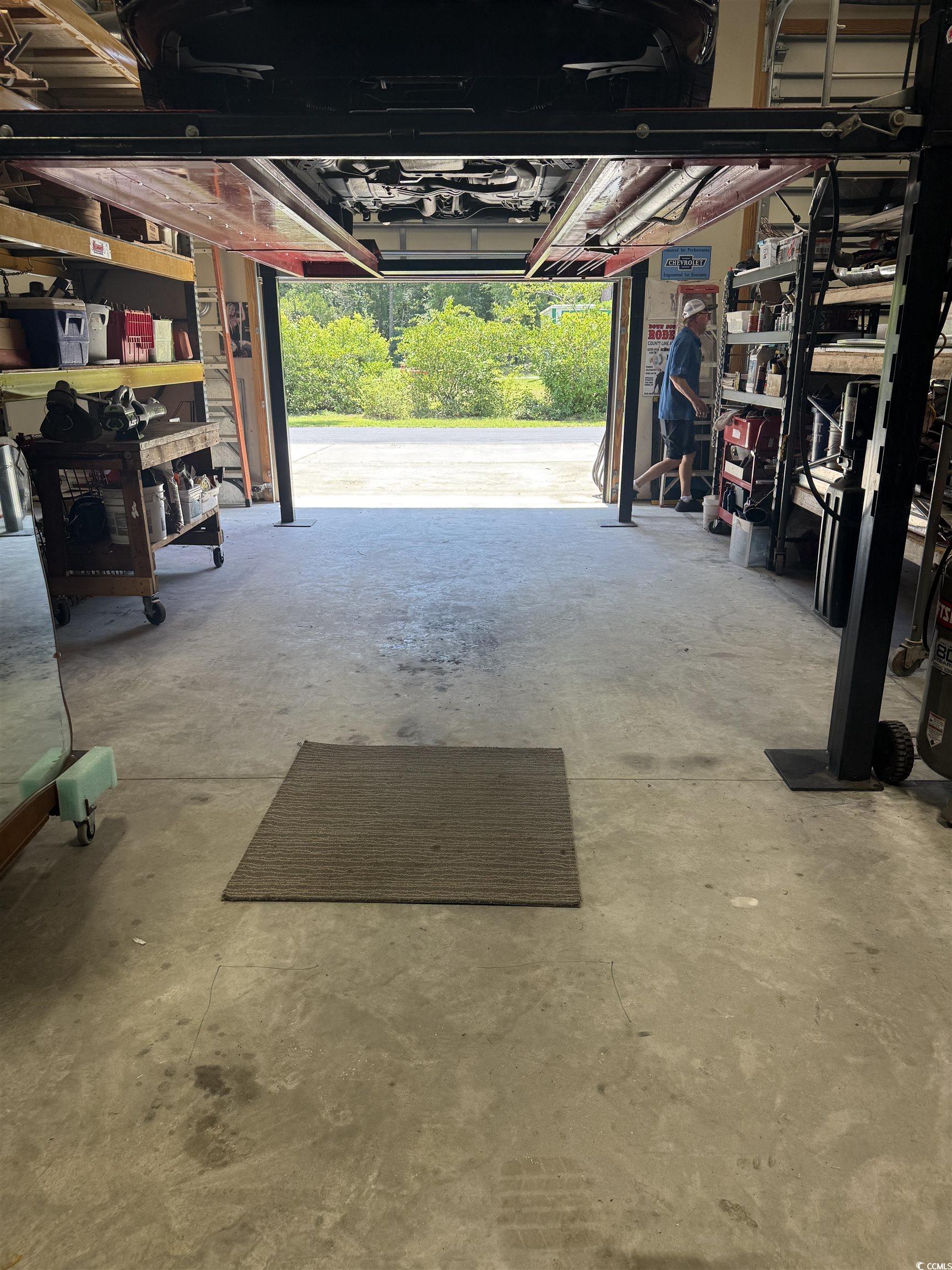 3637 Choppee Road Georgetown, SC 29440 - Photo 30 of 40 Garage featuring a workshop area
