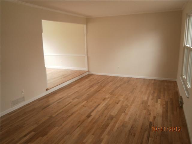 2443 Merbrook Road Columbus, OH 43235 - Photo 4 of 12 Gallery Image 4