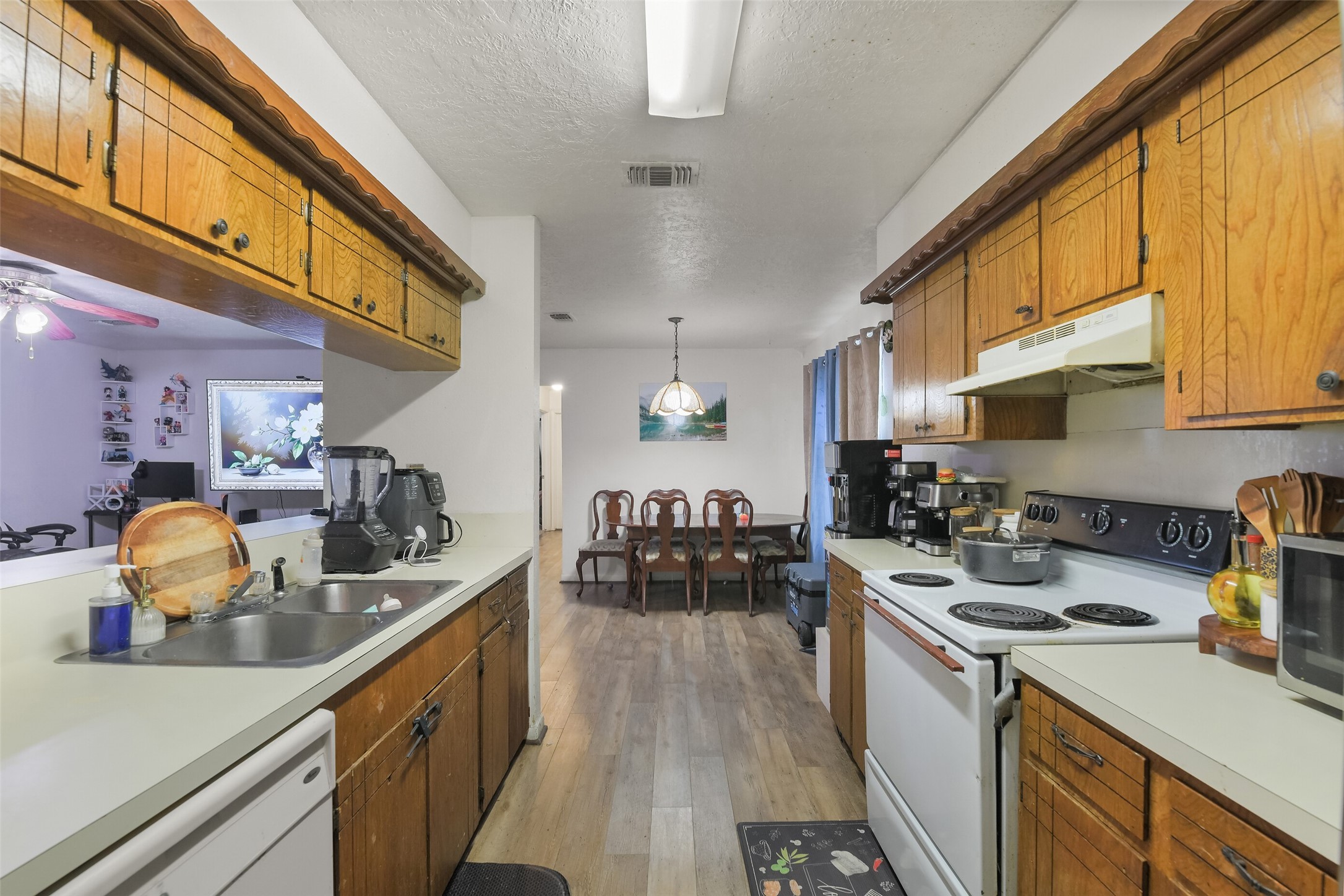 217 Lazy Lane, Unit A Conroe, TX 77301 - Photo 16 of 27