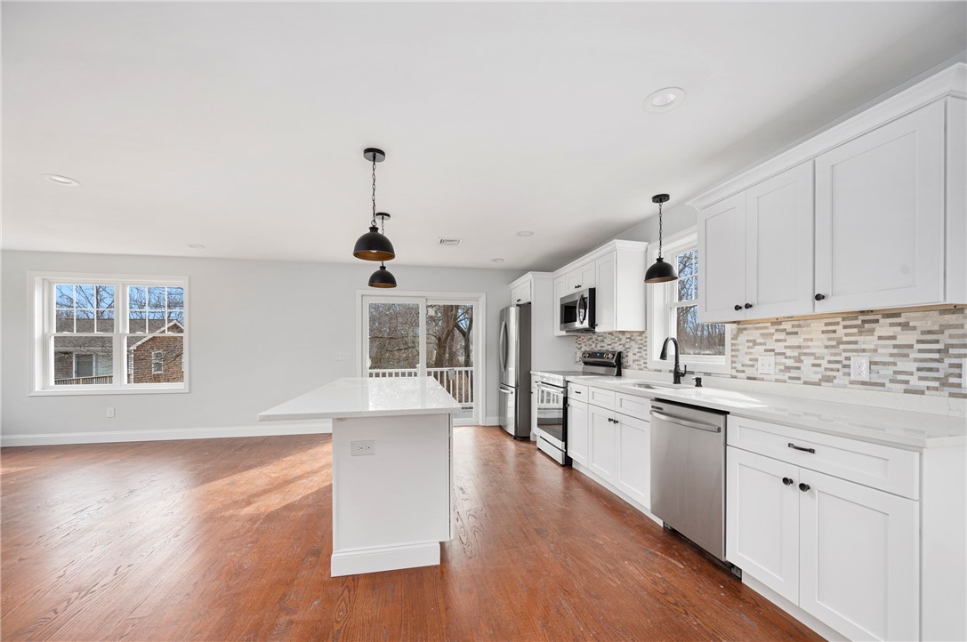 2 Miller Avenue Warwick, RI 02889 - Photo 13 of 24