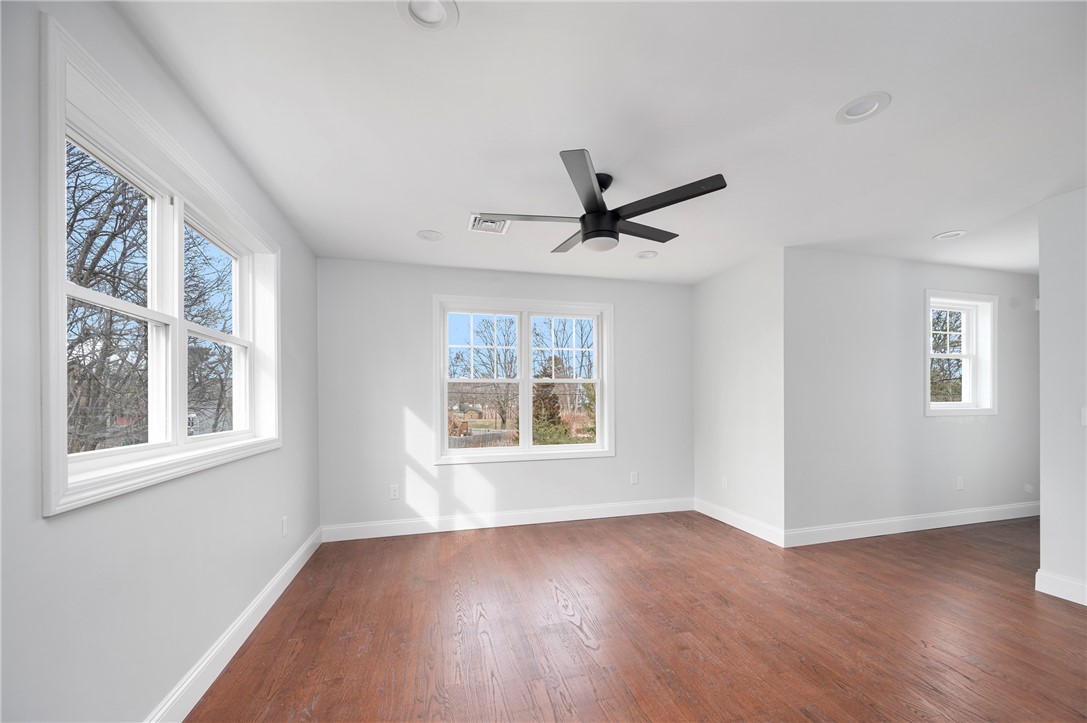 2 Miller Avenue Warwick, RI 02889 - Photo 15 of 24