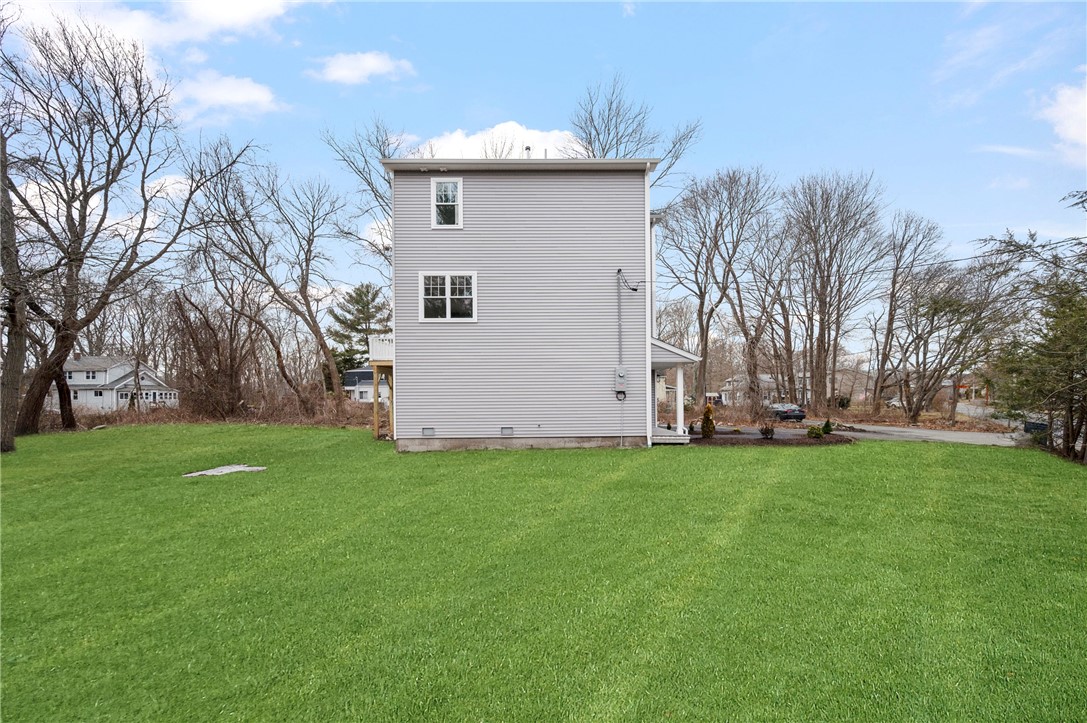 2 Miller Avenue Warwick, RI 02889 - Photo 6 of 24