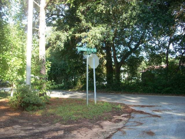 6549 Pearl Riley Street Milton, FL 32583 - Photo 3 of 9 Gallery Image 3