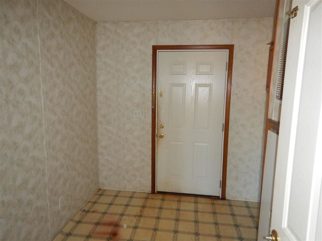 301 Highpoint Road Piedmont, SC 29673 - Photo 8 of 11 Gallery Image 8