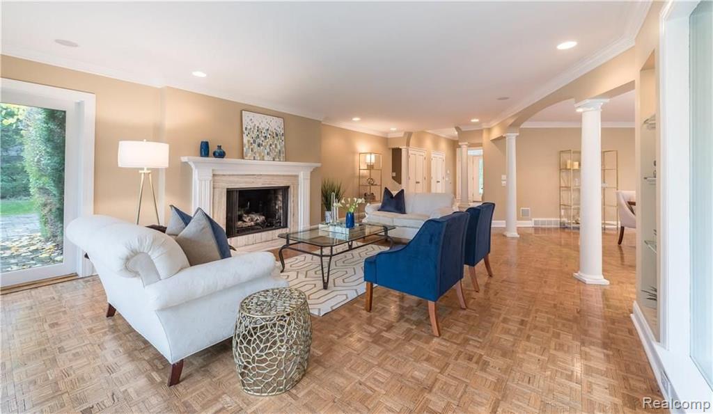 570 Haverhill Road Bloomfield Hills, MI 48304 - Photo 6 of 32