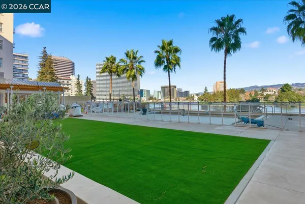 $750,000 | 1 Lakeside Drive, Unit 1404, Oakland, CA 94612