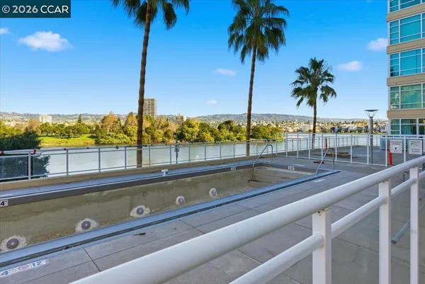 $750,000 | 1 Lakeside Drive, Unit 1404, Oakland, CA 94612
