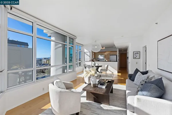 $750,000 | 1 Lakeside Drive, Unit 1404, Oakland, CA 94612