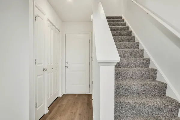 $449,990 | 539 Yosemite Way, Mundelein, IL 60060
