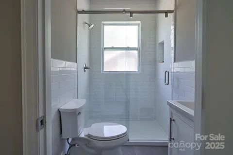 $1,865,000 | 217 Circle Avenue, Charlotte, NC 28207