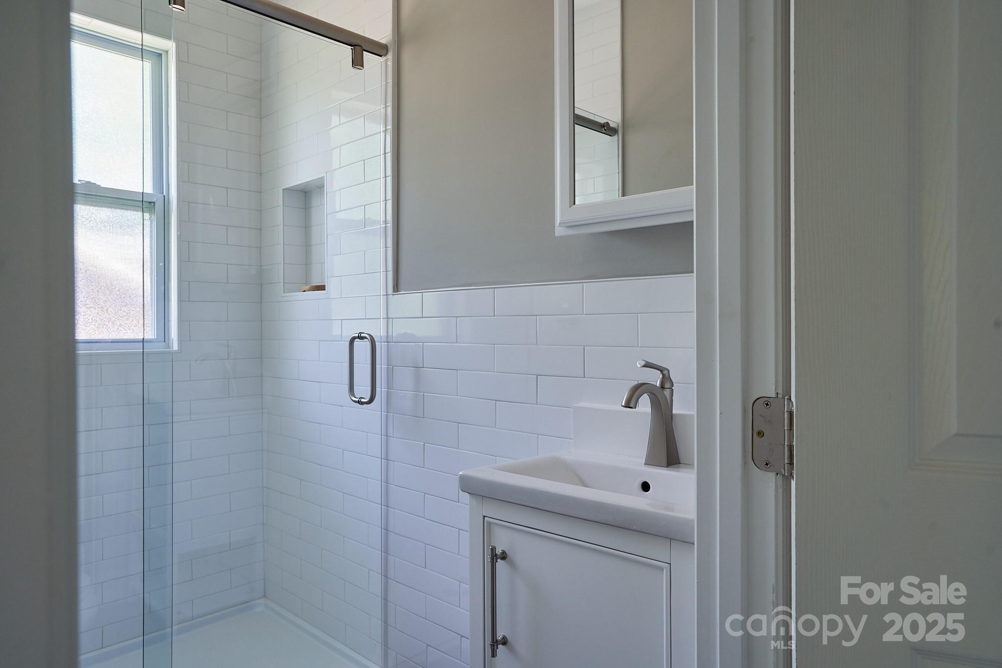 217 Circle Avenue Charlotte, NC 28207 - Photo 12 of 27