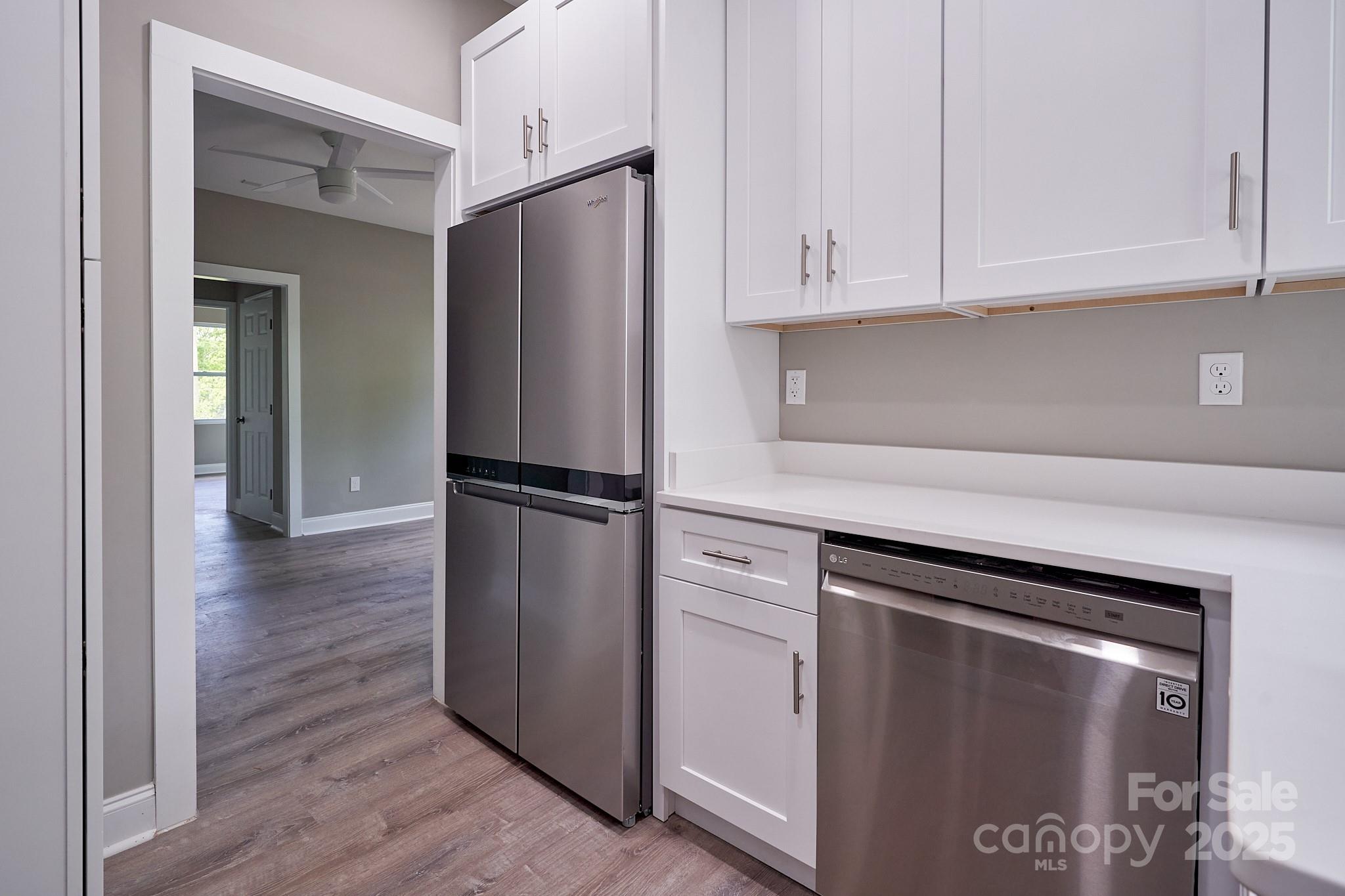 217 Circle Avenue Charlotte, NC 28207 - Photo 13 of 27