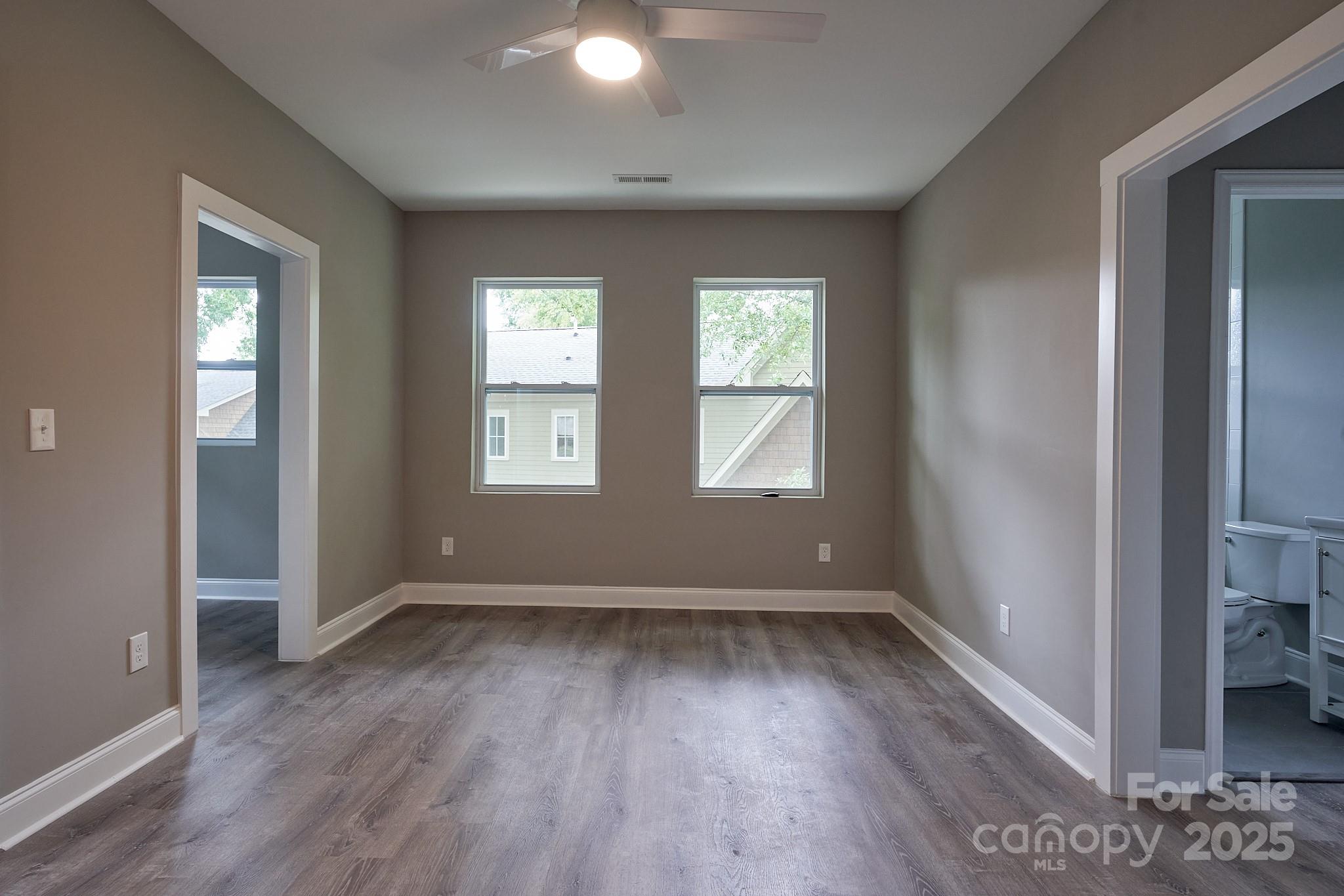 217 Circle Avenue Charlotte, NC 28207 - Photo 16 of 27