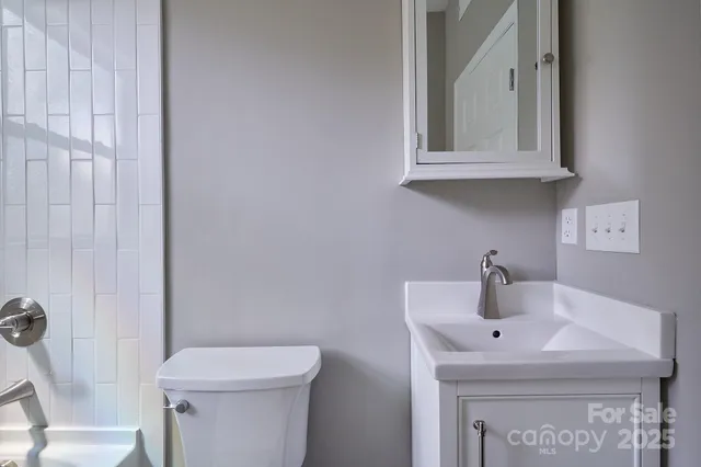 $1,865,000 | 217 Circle Avenue, Charlotte, NC 28207