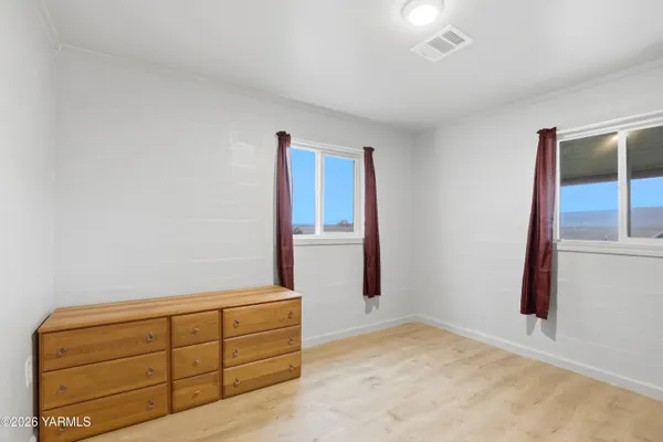 $590,000 | 13951 Fort Road, White Swan, WA 98952