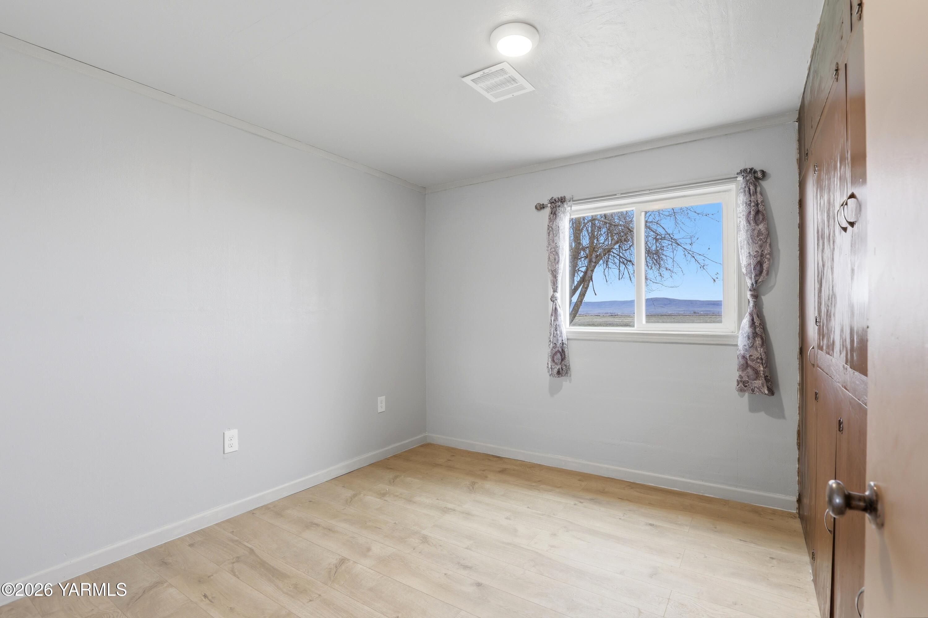 13951 Fort Road White Swan, WA 98952 - Photo 16 of 30 13951 Fort Rd016