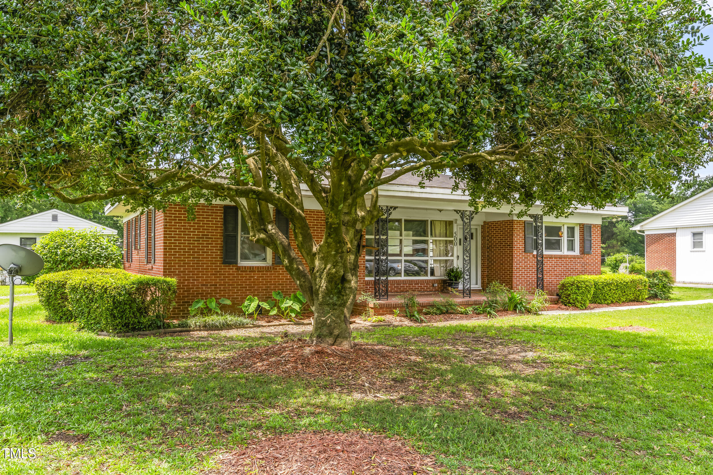 500 Rowan Road Clinton, NC 28328 - Photo 2 of 42 dsc05128