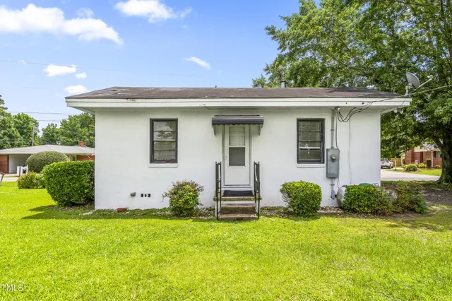 $207,000 | 500 Rowan Road, Clinton, NC 28328