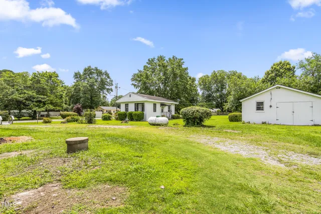 $207,000 | 500 Rowan Road, Clinton, NC 28328