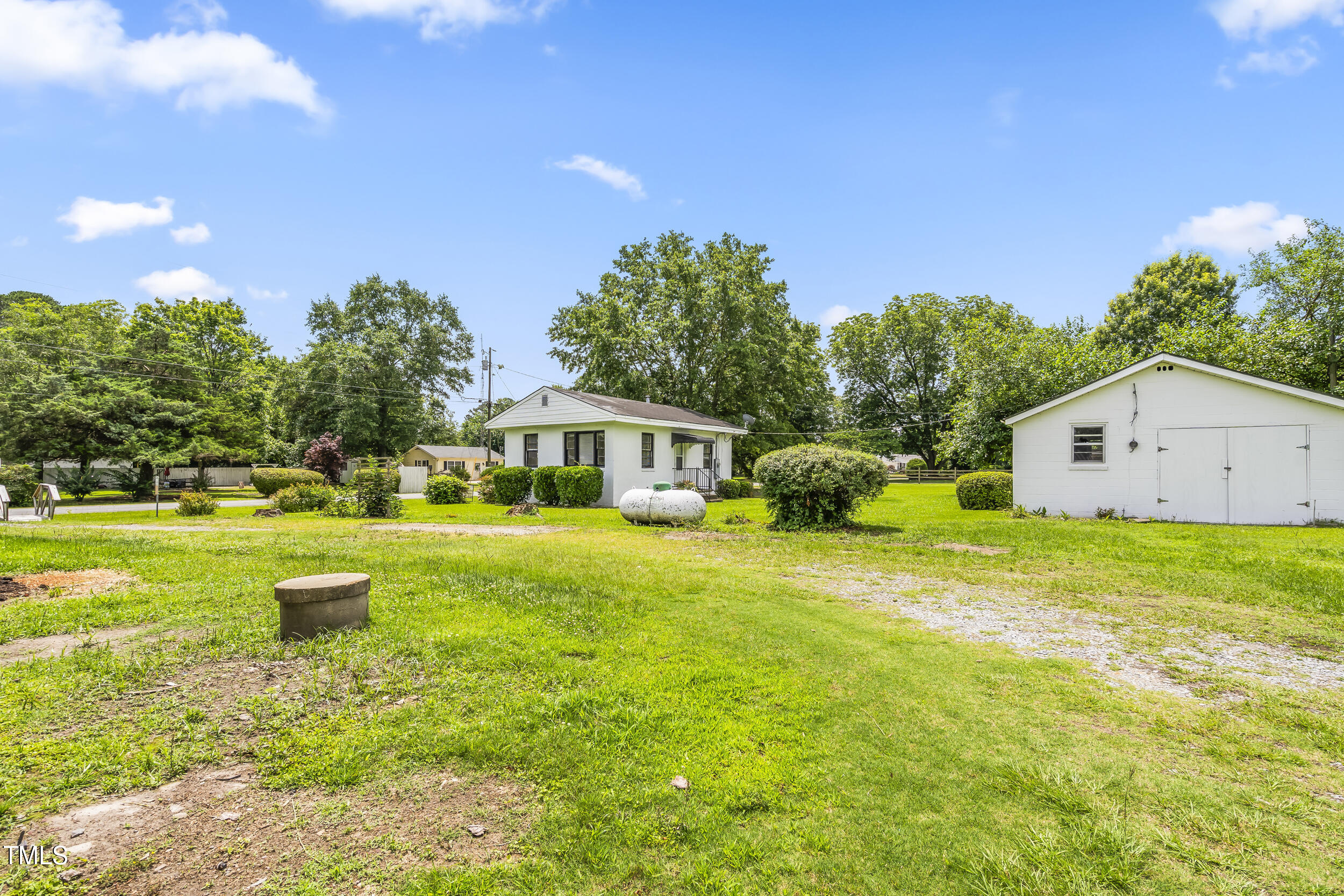 500 Rowan Road Clinton, NC 28328 - Photo 37 of 42 dsc05126