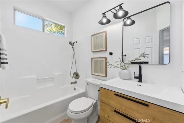 $1,449,000 | 29 Hulsea, Aliso Viejo, CA 92656