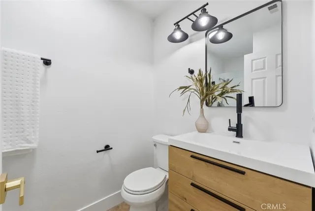 $1,449,000 | 29 Hulsea, Aliso Viejo, CA 92656