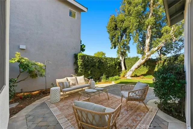$1,449,000 | 29 Hulsea, Aliso Viejo, CA 92656