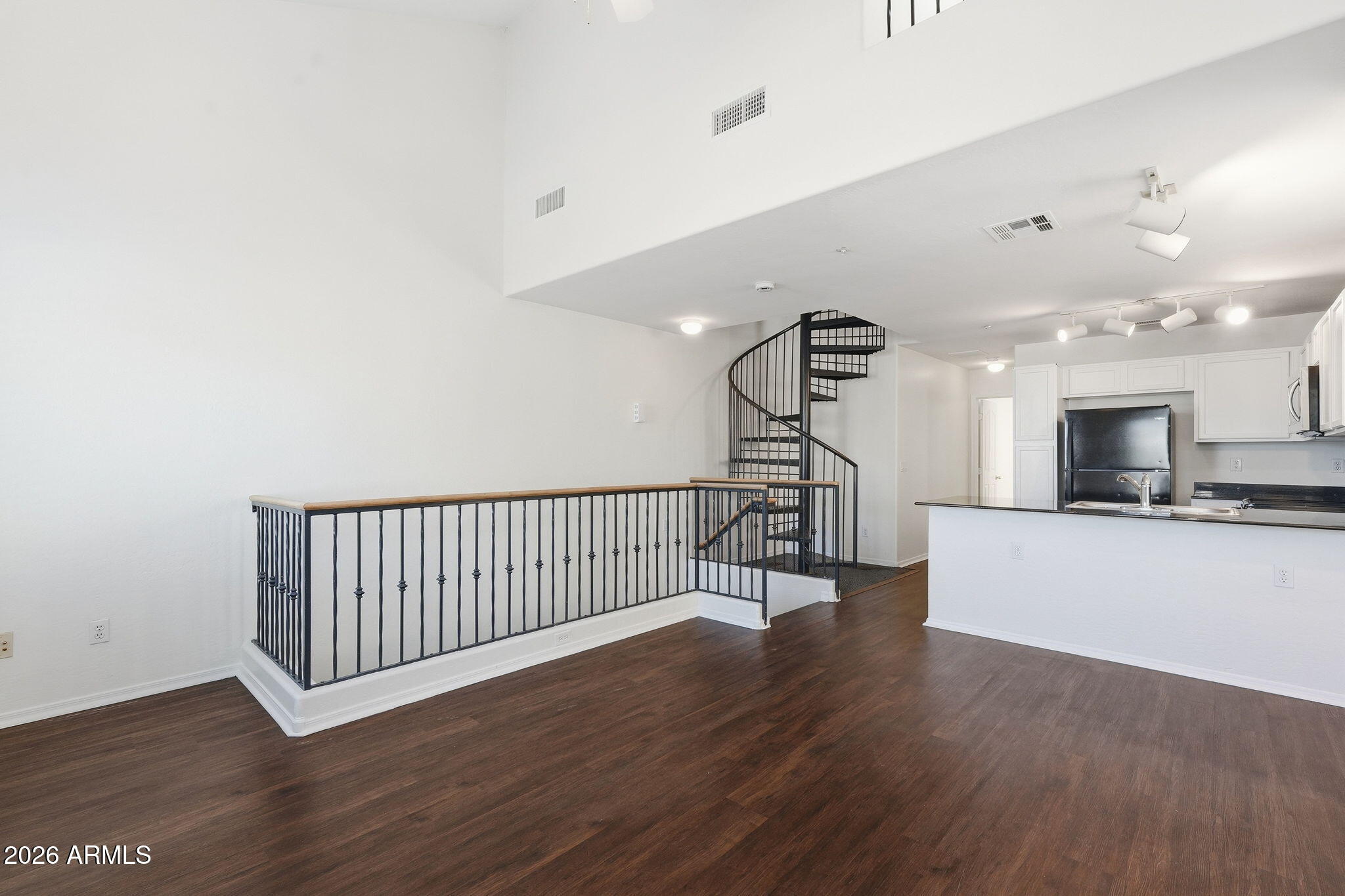 960 West Aspen Way Gilbert, AZ 85233 - Photo 11 of 34 ListerPros_007
