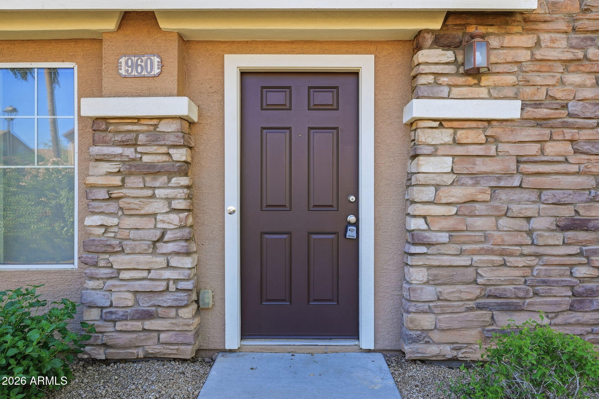 960 West Aspen Way Gilbert, AZ 85233 - Photo 3 of 34 ListerPros_003