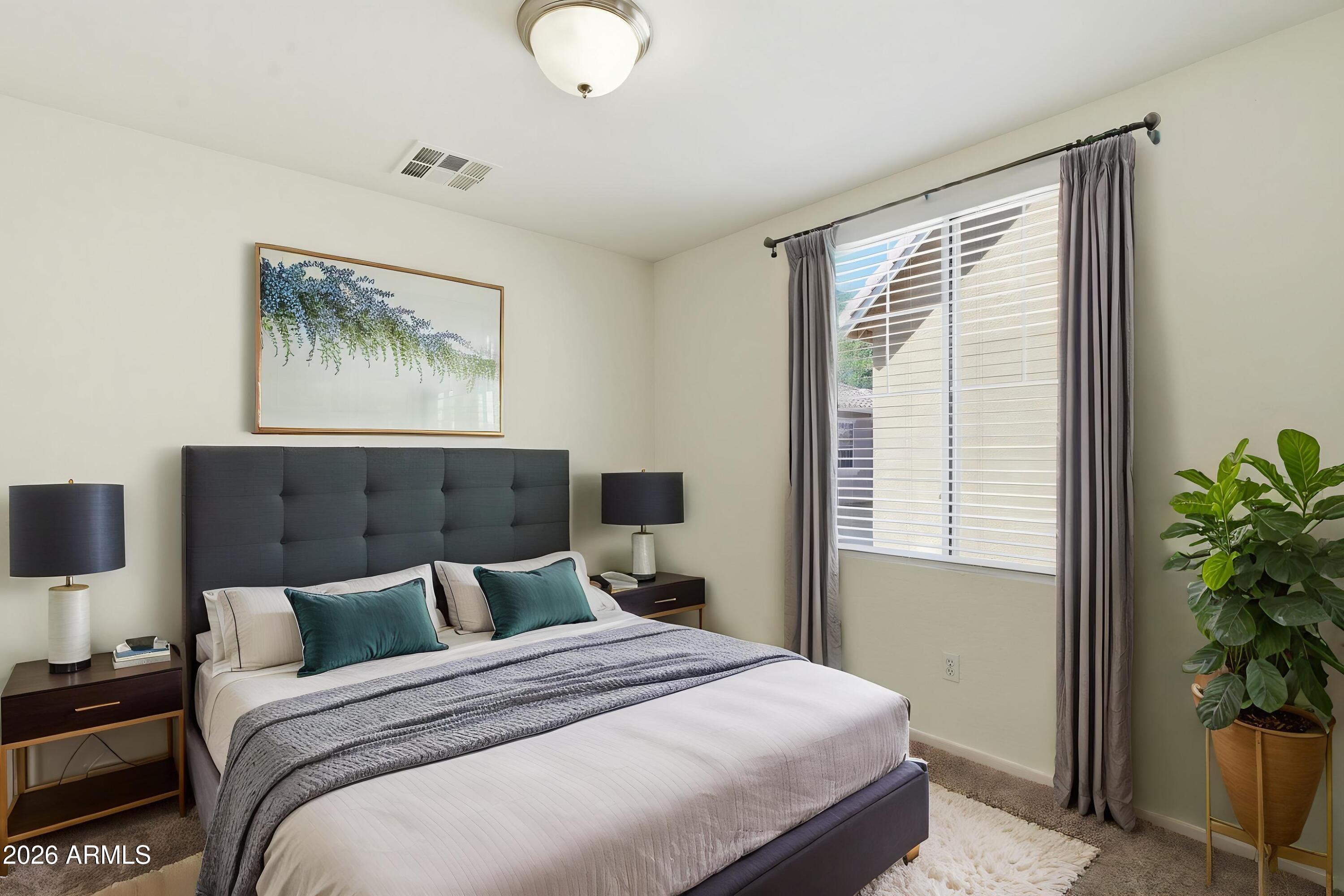 960 West Aspen Way Gilbert, AZ 85233 - Photo 5 of 34 Virtually Staged