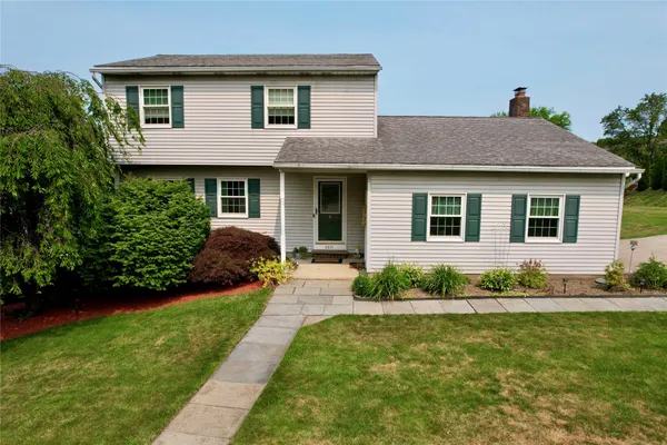 $314,900 | 2651 Grandview Place, Endicott, NY 13760