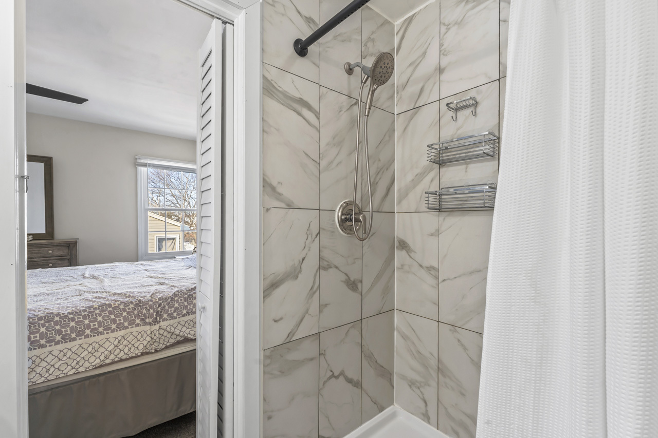 40 Jackson Lane Streamwood, IL 60107 - Photo 32 of 52