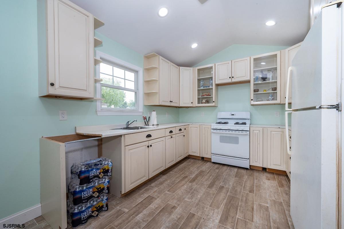 107 Princeton Road Somers Point, NJ 08244 - Photo 11 of 34 Gallery Image 11
