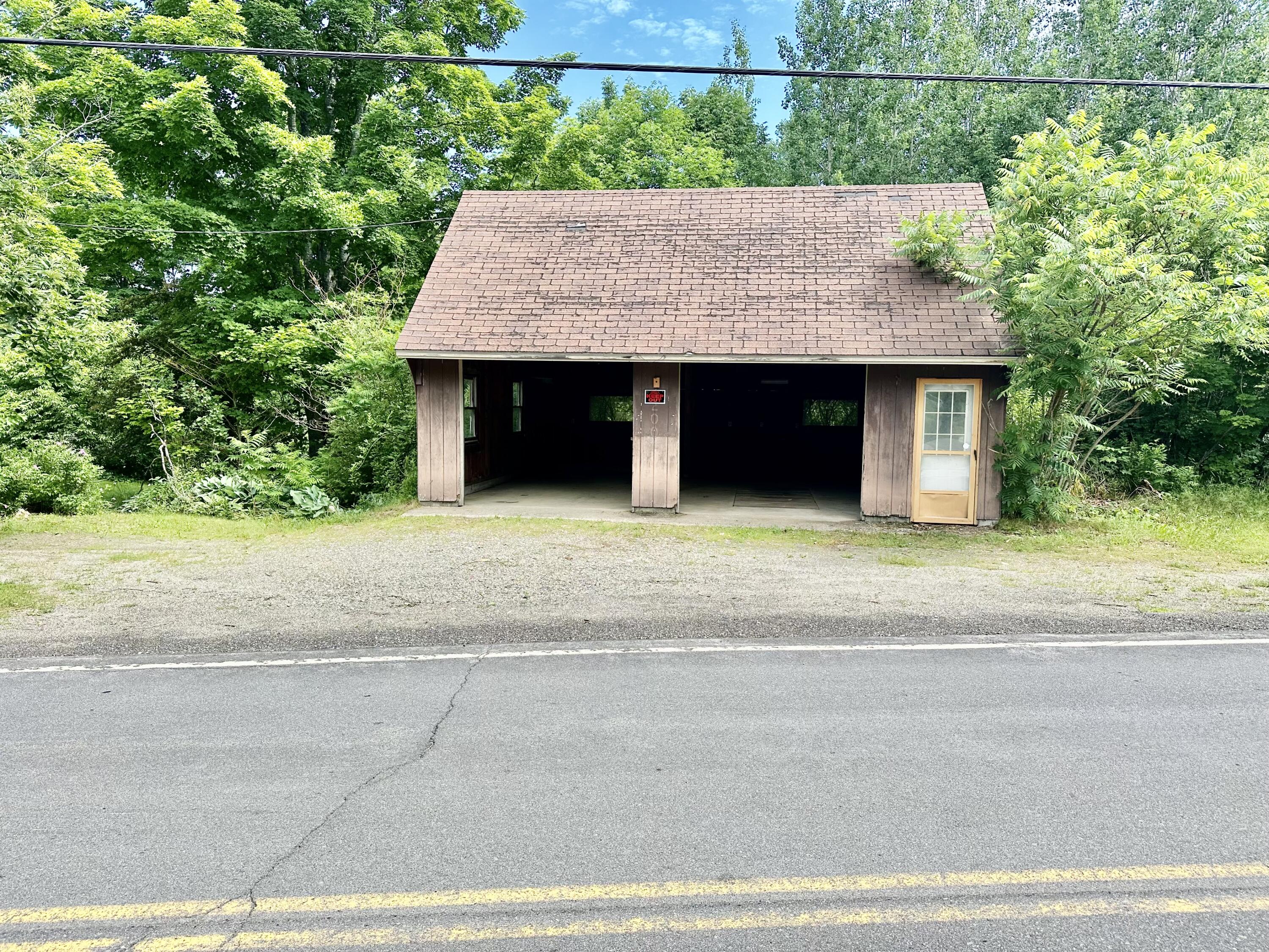 200 Stevens Pond Road Liberty, ME 04949 - Photo 3 of 23 Garage