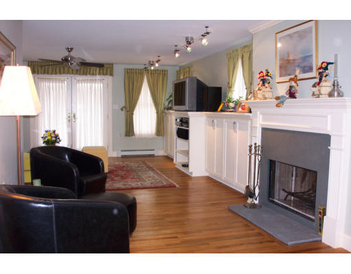 77 Oak Street Lexington, MA 02421 - Photo 1 of 9 Gallery Image 1