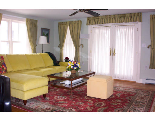 77 Oak Street Lexington, MA 02421 - Photo 3 of 9 Gallery Image 3