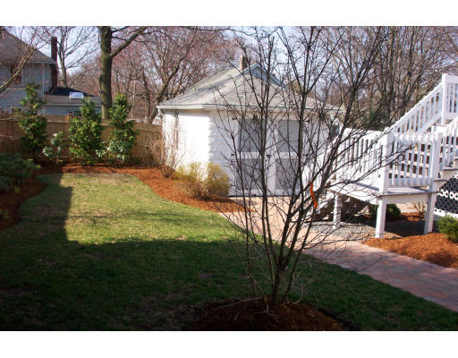 77 Oak Street Lexington, MA 02421 - Photo 4 of 9 Gallery Image 4