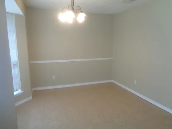 $1,650 | 14022 Greenway Drive, Sugar Land, TX 77498