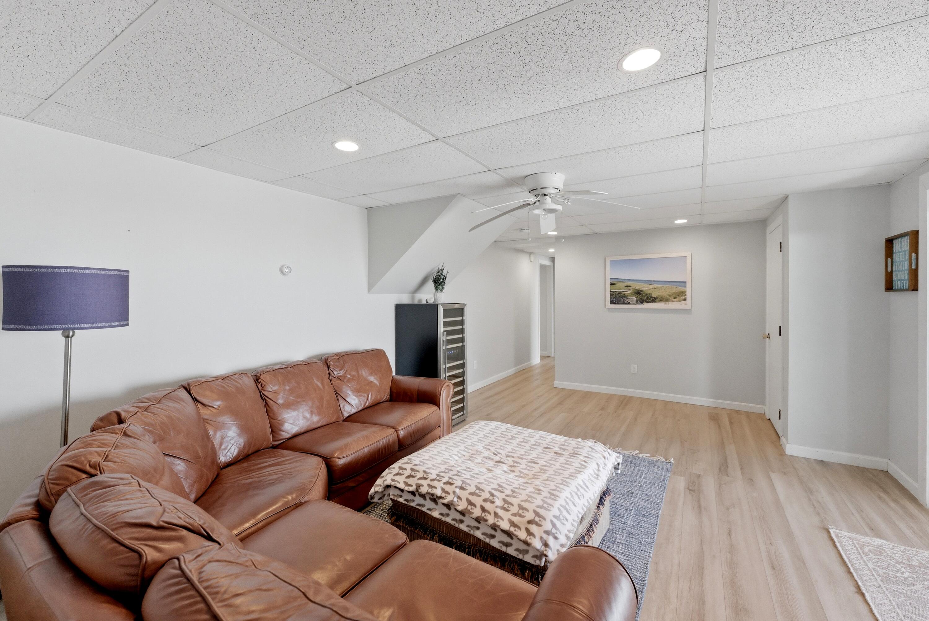 115 Phillips Road Sagamore Beach, MA 02532 - Photo 26 of 35 115 main level LR