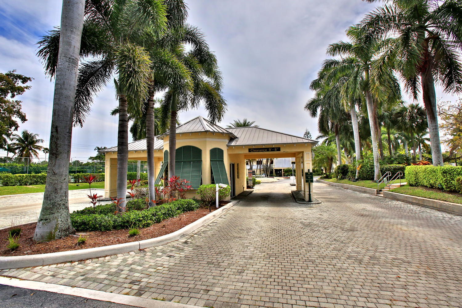 21 Royal Palm Way, Unit 206 Boca Raton, FL 33432 - Photo 5 of 35 21 Royal Palm Way 206 Boca-large-004-24-