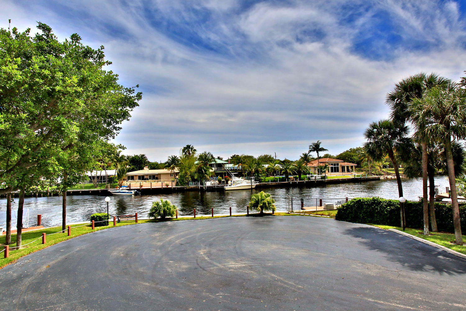 21 Royal Palm Way, Unit 206 Boca Raton, FL 33432 - Photo 8 of 35 21 Royal Palm Way 206 Boca-large-007-8-F