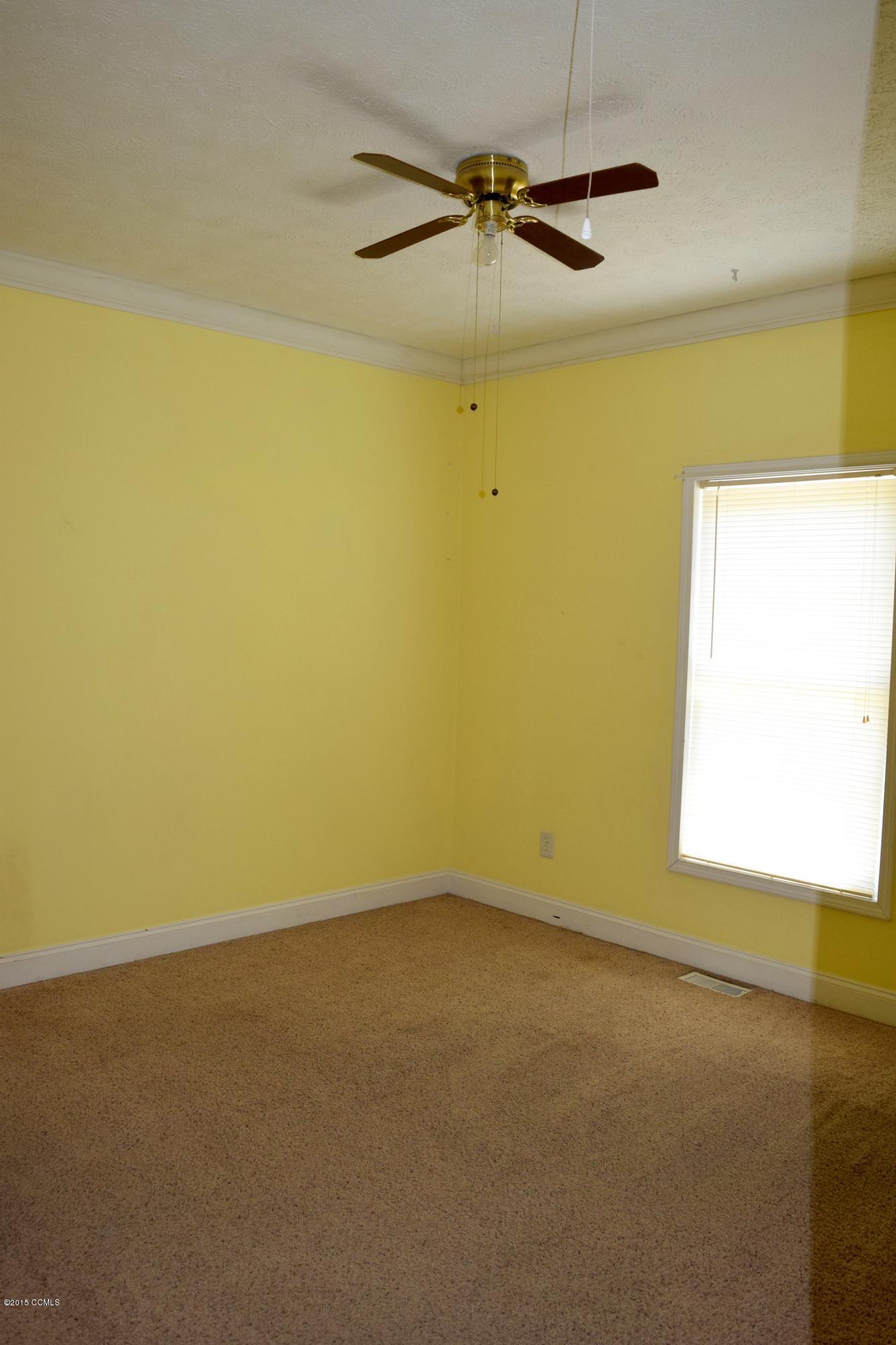 189 Cagle Road Newport, NC 28570 - Photo 8 of 14 Bedroom 2