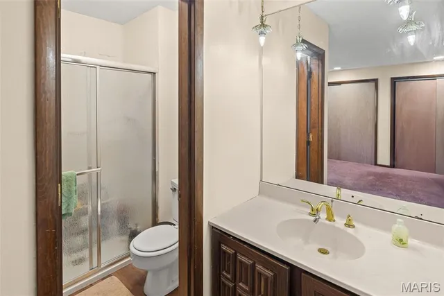 $365,000 | 69 Country Club Acres, Belleville, IL 62223