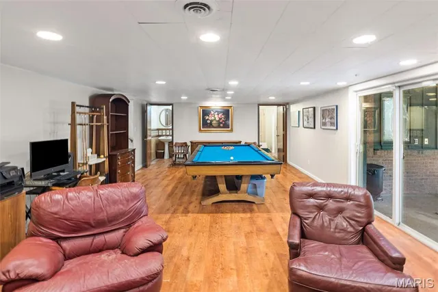 $365,000 | 69 Country Club Acres, Belleville, IL 62223