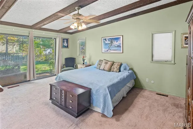 $365,000 | 69 Country Club Acres, Belleville, IL 62223