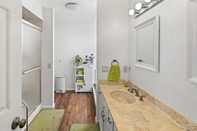 $365,000 | 69 Country Club Acres, Belleville, IL 62223