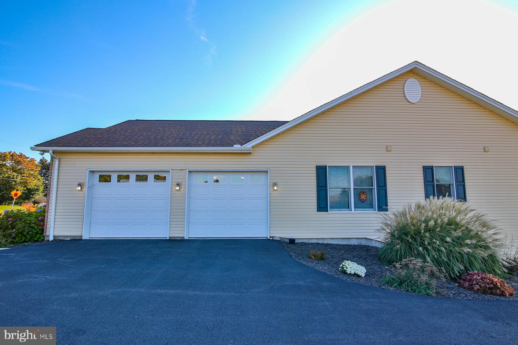 2822 Rising Sun Road Schnecksville, PA 18078 - Photo 6 of 53 Gallery Image 6