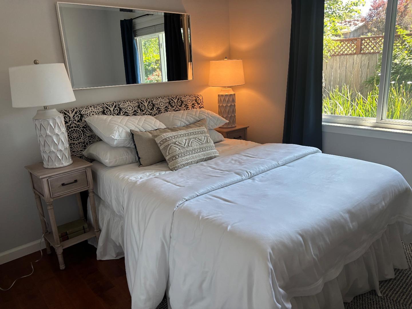2355 Louis Road Palo Alto, CA 94303 - Photo 11 of 16