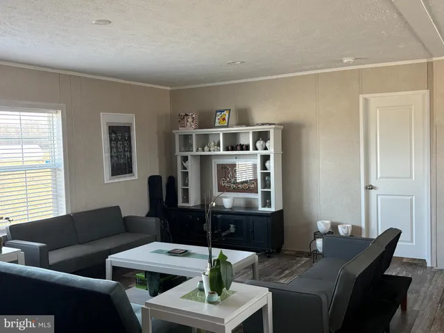 $2,300 | 8236 Camden Road, Port Royal, VA 22535