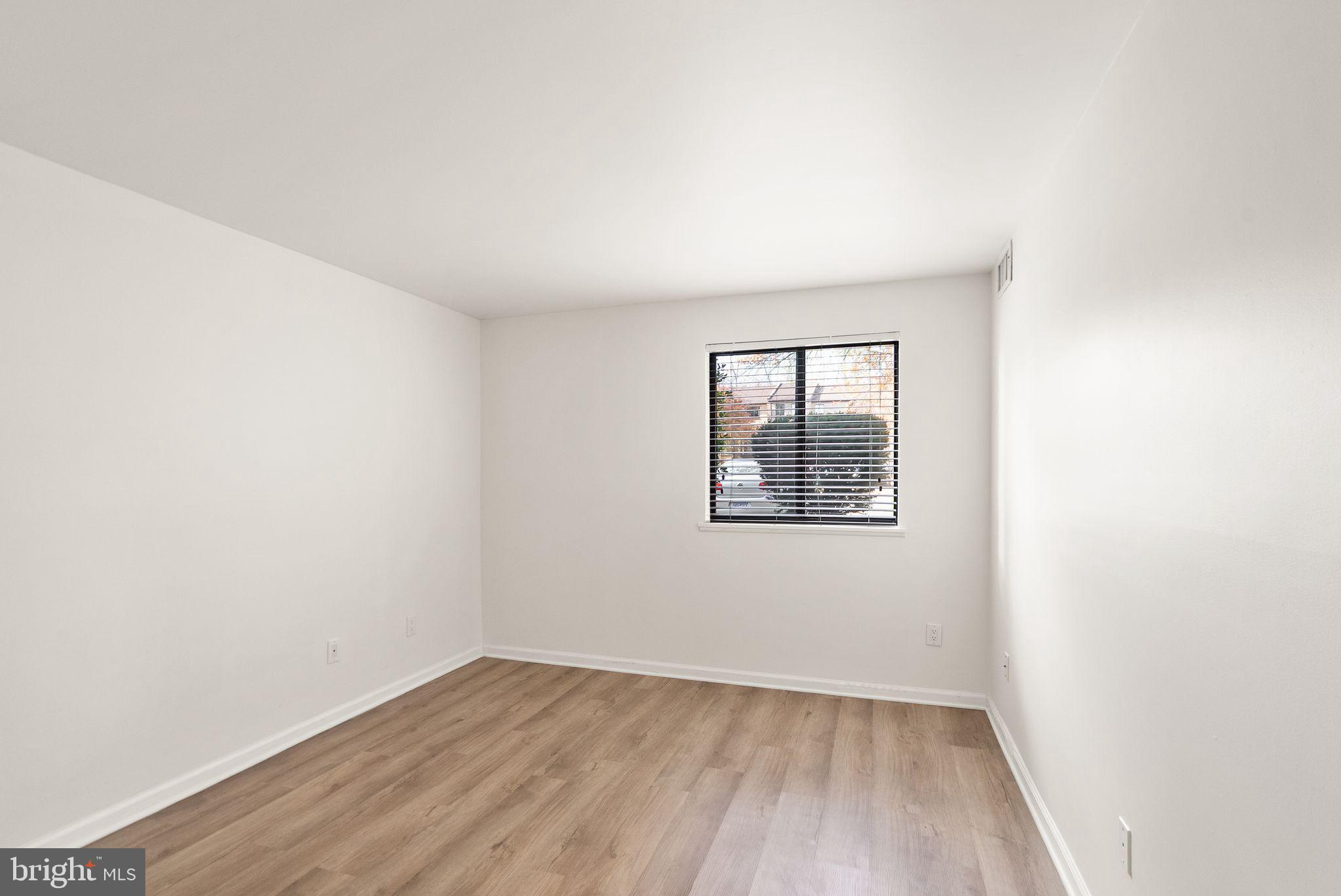 2042 Royal Fern Court, Unit 1B Reston, VA 20191 - Photo 32 of 51